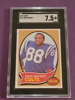 1970 Topps John Mackey HOF SGC 7.5 Baltimore Colts  - Image 1 of 2