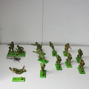 Britains Deetail American U.S. Infantry Troops Soldiers 11 Figures WW2 WWII VTG - Picture 1 of 22