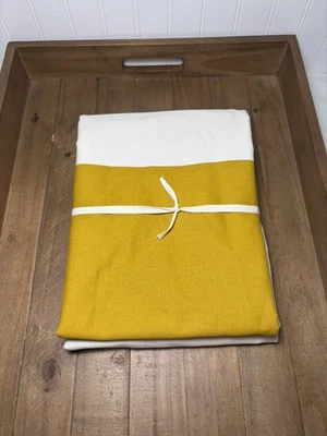 "Cortina de ducha de lona West ELm colorblock ~ 72"" x 74"" ~ rábano picante oscuro" Foto 1 de 4