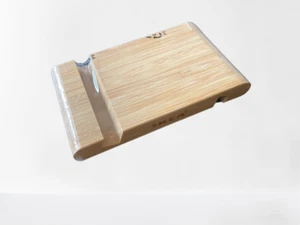 Ikea BERGENES Halter für Mobiltelefon/Tablet, Bambus Holz Smartphone Ständer - Bild 1 von 2