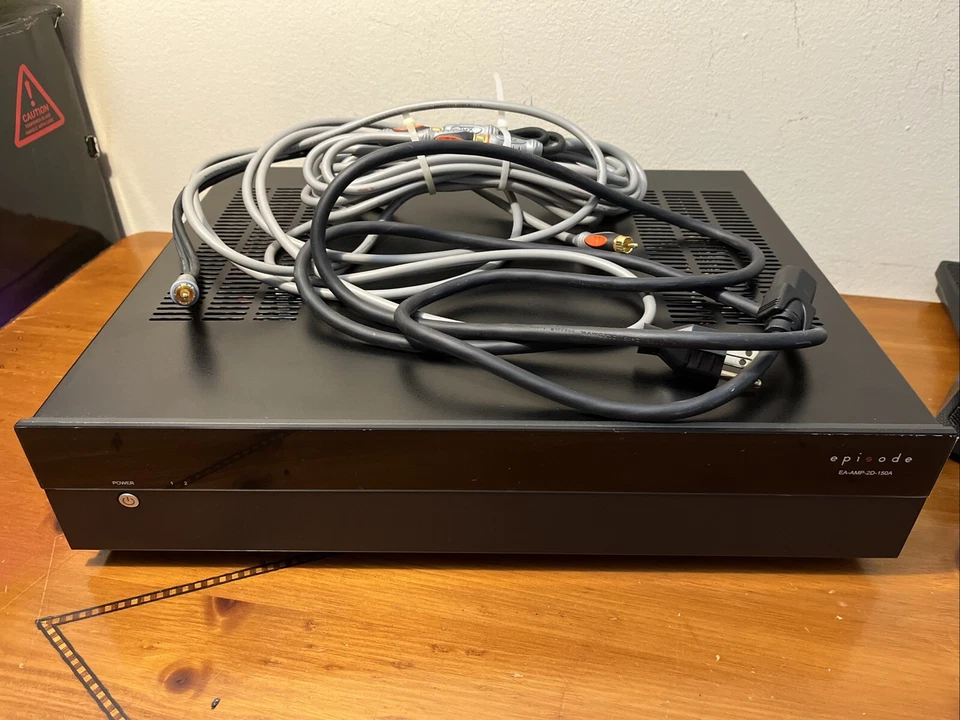 Episode EA-AMP-2D-150A, 150W x 2 Ch / 280W Bridged Power Amp With Cables - Image 1 of 4
