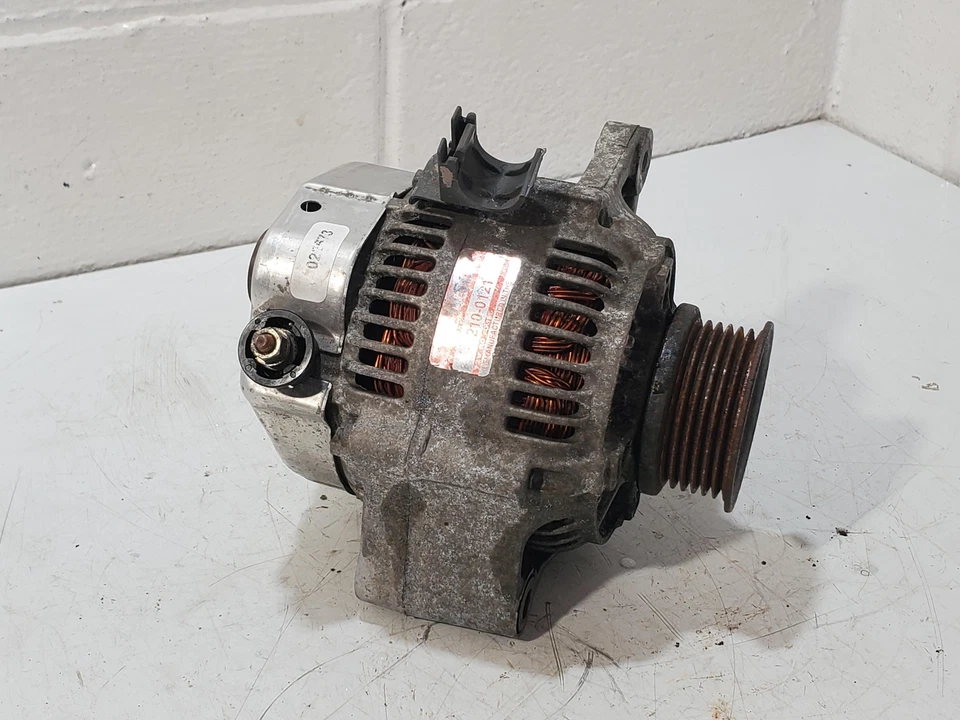 Alternator (3.0L) (Thru 6/92) 1992 Toyota Camry - Image 1 of 4
