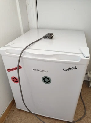 SILVERCREST SMG33A2 Minigefrierschrank Gefrierbox 33 l KITCHEN TOOLS Silber - Bild 1 von 4