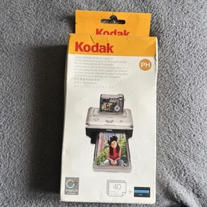 Kodak PG-100 Kit Cartuccia a Colori e Carta Fotografica per Stampanti 35 Fogli - Foto 1 di 9
