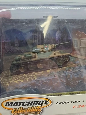 Matchbox Collectibles WWII USSR Soviet Army T-34 Tank Diorama 1:72 Original Box - Image 1 of 4