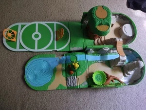 Pokémon Medium Carry Case Playset - Green, Excellent Condition, 100% Complete - Picture 1 of 2