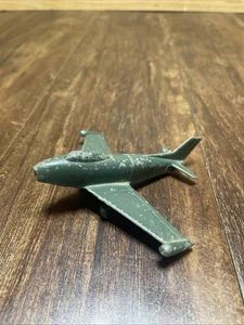 Vintage 3.5” diecast metal jet MIDGETOY Rockford IL. - Picture 1 of 4