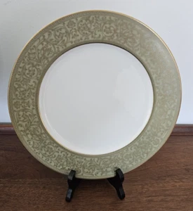 Sango China Versailles 3632 Dinner Plate 10 5/8" green and gold Japan - Picture 1 of 6