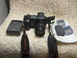 Canon Powershot Pro 1 PC1057 8.0MP Digital Camera Box Paperwork Battery Charger - Picture 1 of 9