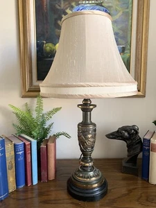 Antike vergoldete Bronze verziertes Relief römische Centurions Pferde schwere Tischlampe - Bild 1 von 24