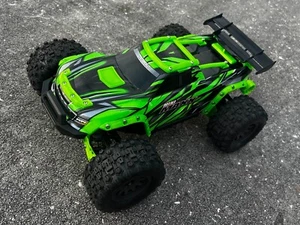 Traxxas Mini Maxx Wing Mount and Body Inserts (Set of 3) - Picture 1 of 9
