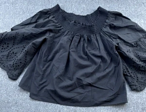 Whimsy + Row Shirt Damen klein schwarz schulterfrei bestickt Ösen Bluse - Bild 1 von 12