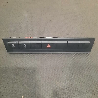 2010 AUDI A3 1.6 TDI SE MK2 3DR PAINEL INTERRUPTOR DE CONTROLE DE PERIGO 8P0927137AP #9 - Imagem 1 de 3