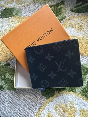 Louis Vuitton Black Monogram Bifold Wallet - Image 1 of 4