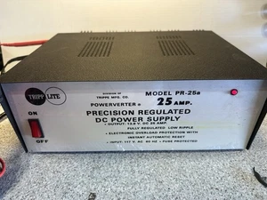 Fuente de alimentación de CC regulada de precisión Tripp Lite PR-25A 13,8 V CC 25 amperios - Imagen 1 de 4