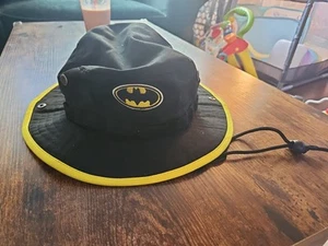 DC Comics Batman Logo Fishing/Camping Hat Yellow & Black With Buttons And Vents - Picture 1 of 3