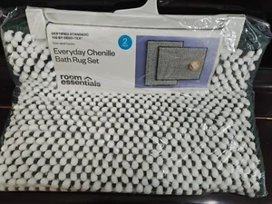 Room Essentials Everyday Chenille Bath Rug Set, White and Green - Picture 1 of 2