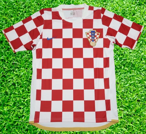 Croatia Soccer Jersey Football Shirt 100% Original Size S World Cup 2006 Home Cover