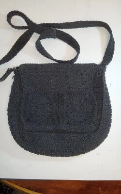 Bolso de hombro pequeño de ganchillo negro de colección años 70 China 8x9" Foto 1 de 4