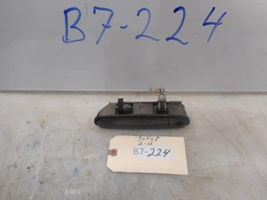 2000 AUDI A6 AWD QUATTRO LEFT DRIVER EXTERIOR DOOR HANDLE 4B1837885 - Picture 1 of 4