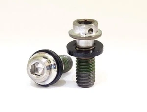 Shimano XTR BR-M9000/M9020/M987 Titanium Caliper Fixing Bolt XT M8000 usable 2pc - Picture 1 of 1