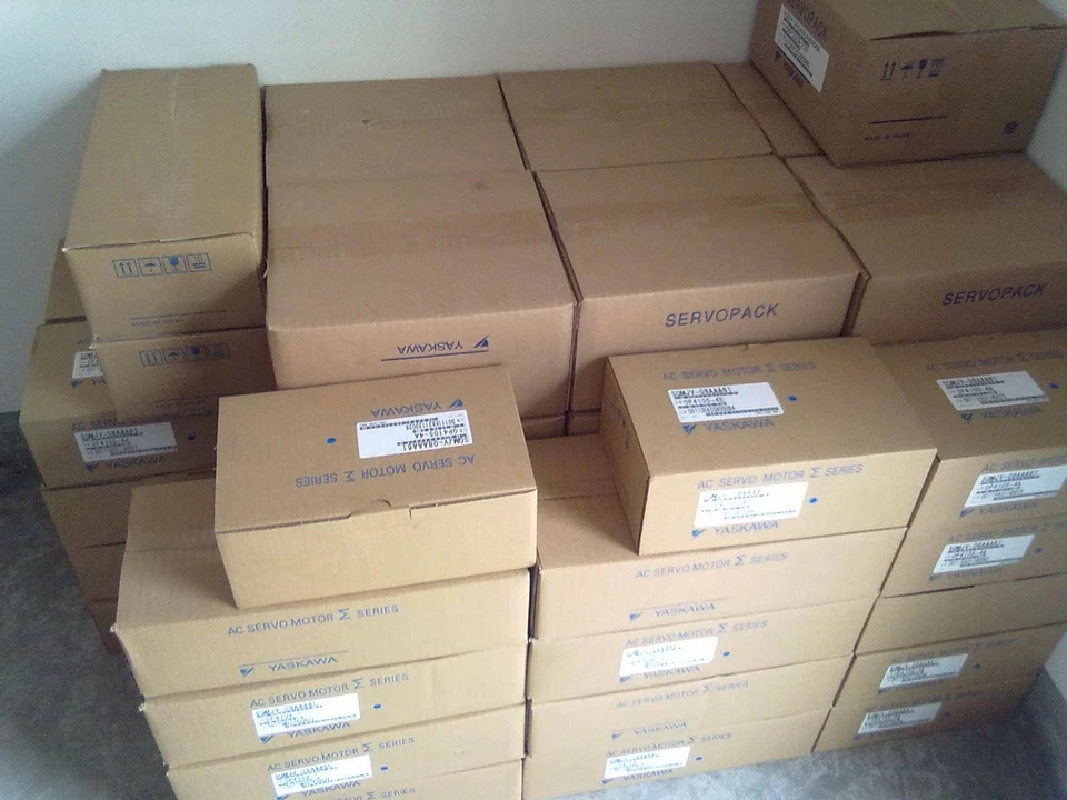 ONE NEW YASKAWA CONTROLLER JEPMC-IO200 - Image 1 of 1