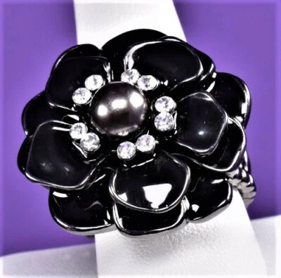 Precioso anillo estilo banda elástica esmaltada negra imitación perlas estrás vintage Foto 1 de 3