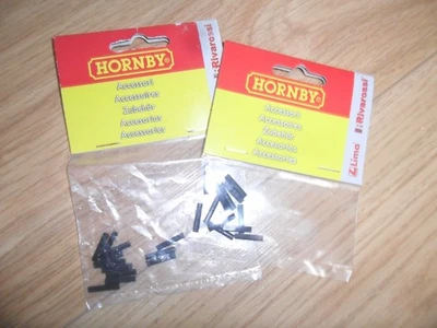 Pair of Unused R920 Insulating Fishplates for Hornby OO Gauge Sets - Image 1 of 2