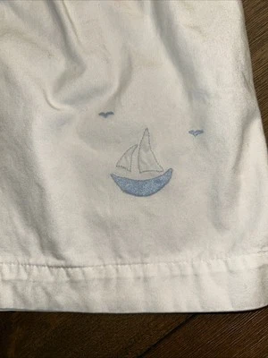 Pantalones Cortos Velero Strasburg Blanco Bordado Talla 4? Foto 1 de 4