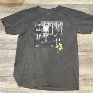 RED HOT CHILLI PEPPERS Unlimited Love 2022 Tour T-shirt M - Official Medium - Picture 1 of 5