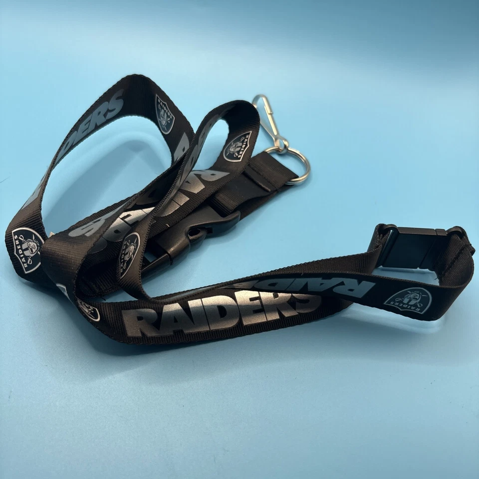 LAS VEGAS RAIDERS NFL FOOTBALL TEAM BADGE HOLDER BREAKAWAY LANYARD - Image 1 of 1