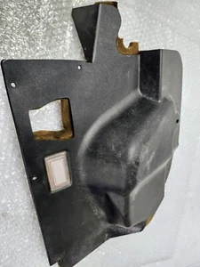 Corvette 84-89 C4 DERECHA inferior debajo del tablero panel de silencio moldura y luz defectos de pasajero - Imagen 1 de 4
