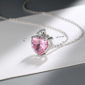 Women's Simple Diamond-embedded Heart-shaped Pendant Necklace - Picture 1 of 6