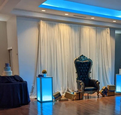 Silla Trono Negro y Dorado Foto 1 de 2