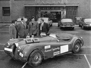 Fotografía Jaguar XK 120 fábrica Beaty Currie Harper Weaver foto de prensa - Imagen 1 de 1