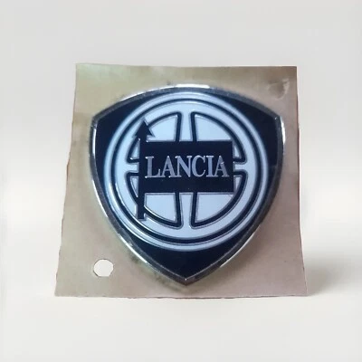 FREGIO STEMMA POSTERIORE LANCIA YPSILON DAL 2003 AL 2007 ORIGINALE 51705333