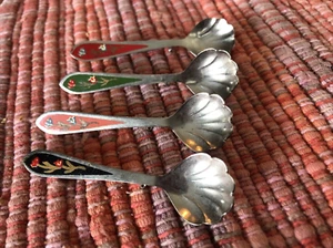 Vintage Set (4) überbackene 2,5" Blumen bemalte Löffel Anstecknadel/Brosche - Bild 1 von 9