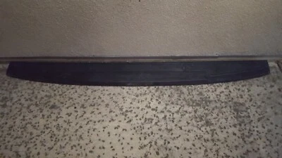 GMC SIERRA CHEVY SILVERADO 1500 2019-2023 puerta trasera moldura superior OEM GT521 Foto 1 de 4