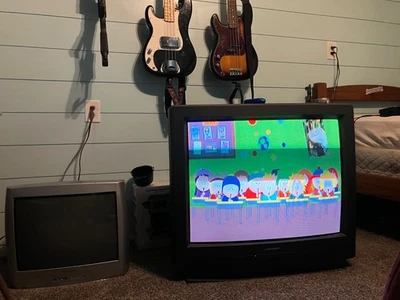 RARO!! TV MITSUBISHI 35" CRT S-video+control remoto Foto 1 de 4