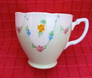 Vintage 1930's Grafton English Fine Bone China Tea Cup Mint Green 6359 Floral VG - Picture 1 of 6