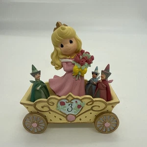 Precious Moments Disney Geburtstagsparade Jetzt bist du drei Aurora Alter 3 2010 - Bild 1 von 3