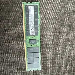 SAMSUNG 64GB (1x64GB) 2Rx4 PC4-3200AA DDR4 SERVER MEMORY M393A8G40AB2-CWE - Bild 1 von 3