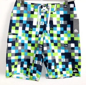 NEW BOYS SZ 27/14 GREEN GECKO CHECK QUIKSILVER REPREVE INCLINE LOGO BOARD SHORTS - Picture 1 of 6