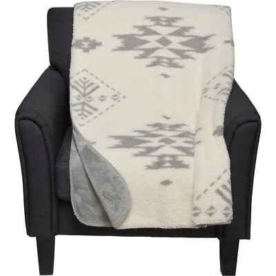 NWT Pendleton Gray/Creamy Ivory ICONIC SHERPA/FLEECE Throw Blanket 50 x 70 SOFT - Image 1 of 4