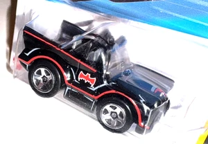 Batimóvil serie de televisión clásica Hot Wheels 2021; serie Batman #3/5 tooneado negro - Imagen 1 de 2
