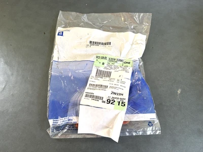 Junta de cubierta de válvula GM OEM NOS 12591200 LH 2004-2007 Cadillac SRX 3,6 L Foto 1 de 3