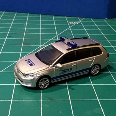 Vehículo de emergencia Volkswagen THW alemán escala 1:87 Rietze HO Foto 1 de 4