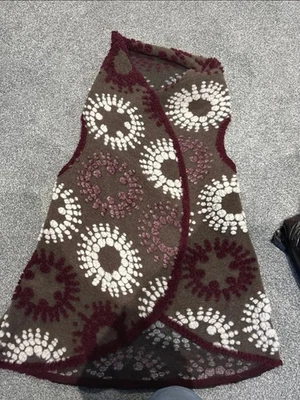 Burgundy Poncho One Size VGC Soft Warm - Image 1 of 4