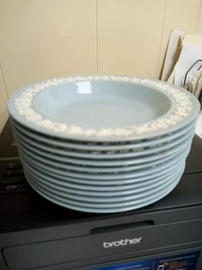 12 zuppiere Wedgwood Queensware crema su lavanda liscia 8,25" - Foto 1 di 3