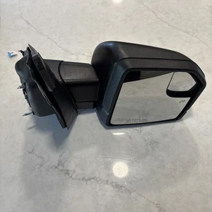 2015-2020 Ford F-150 OEM Mirror RIGHT RH Turn Signal Heat FL34-17682-CS5YGY OEM - Picture 1 of 9
